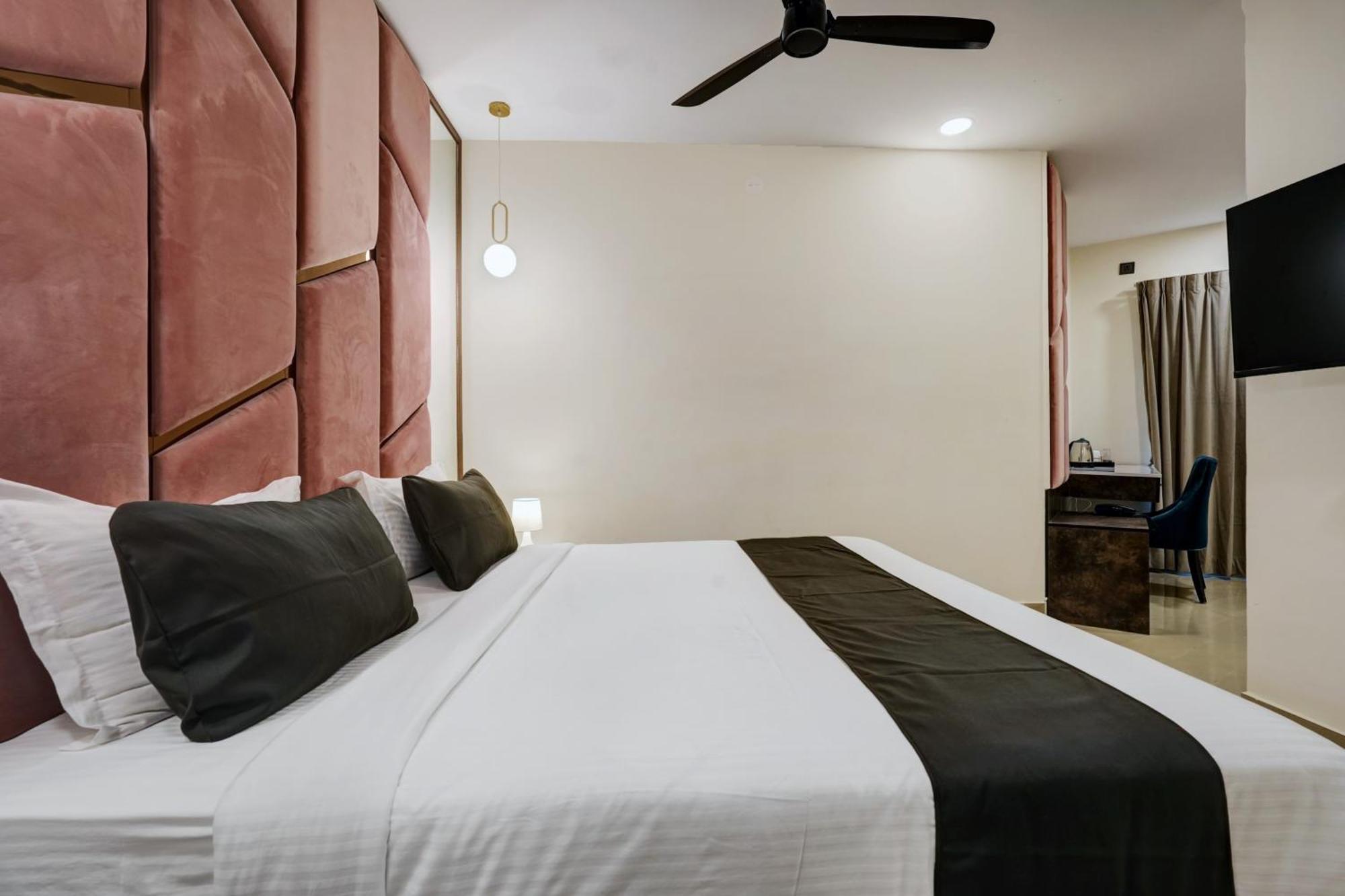 Astra Hotels & Suites - Koramangala Bengaluru Kültér fotó
