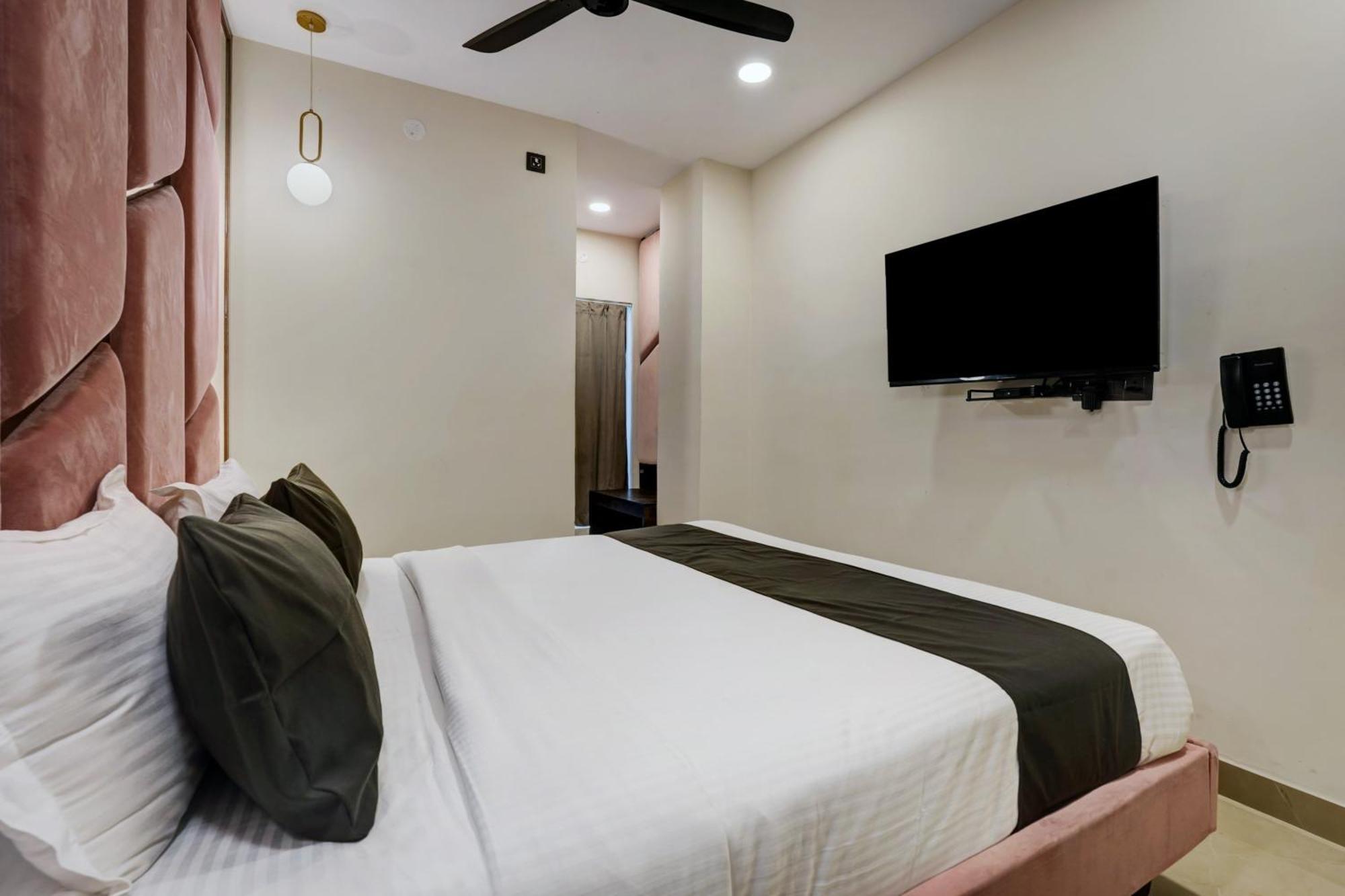 Astra Hotels & Suites - Koramangala Bengaluru Kültér fotó
