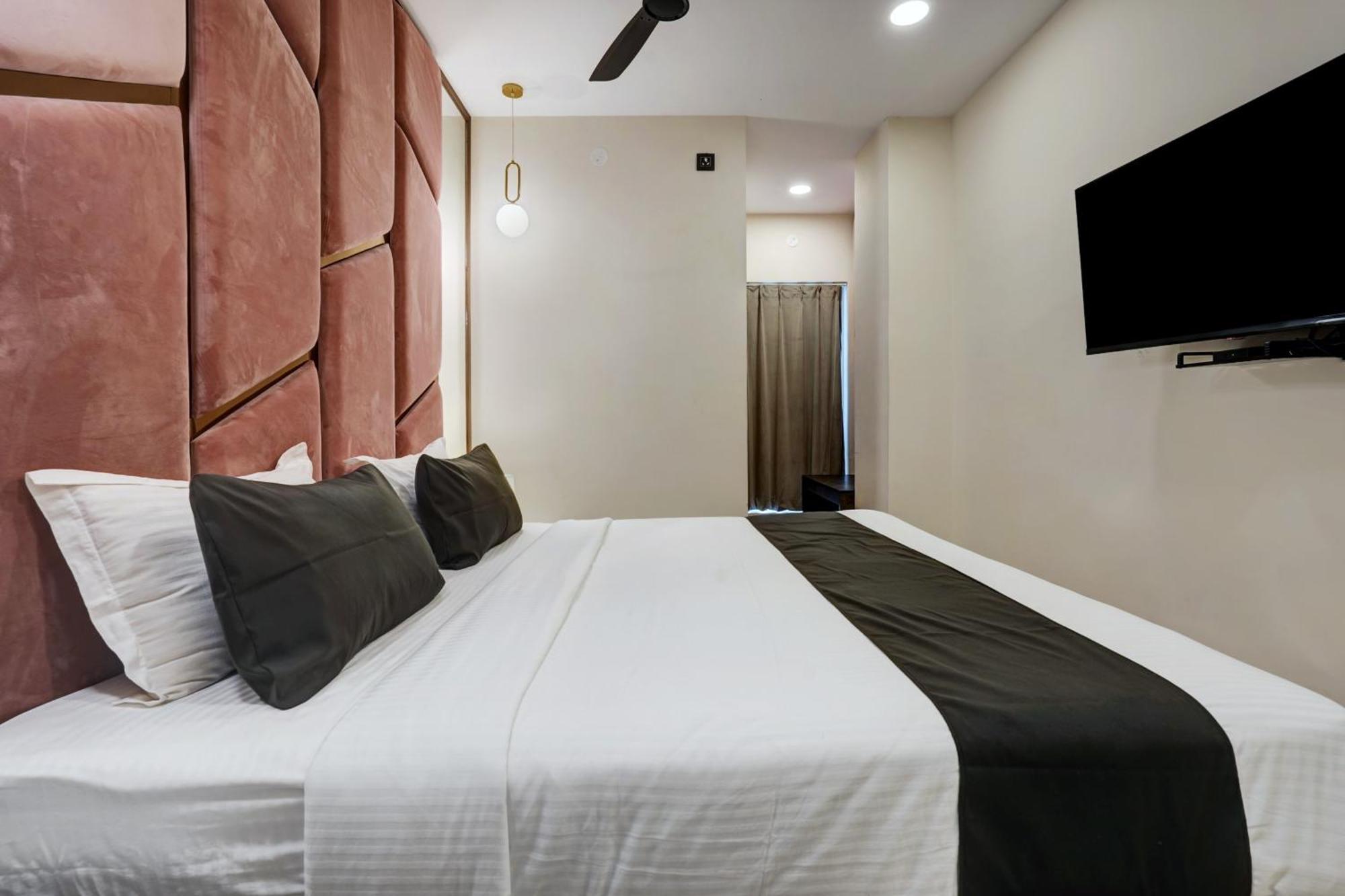 Astra Hotels & Suites - Koramangala Bengaluru Kültér fotó
