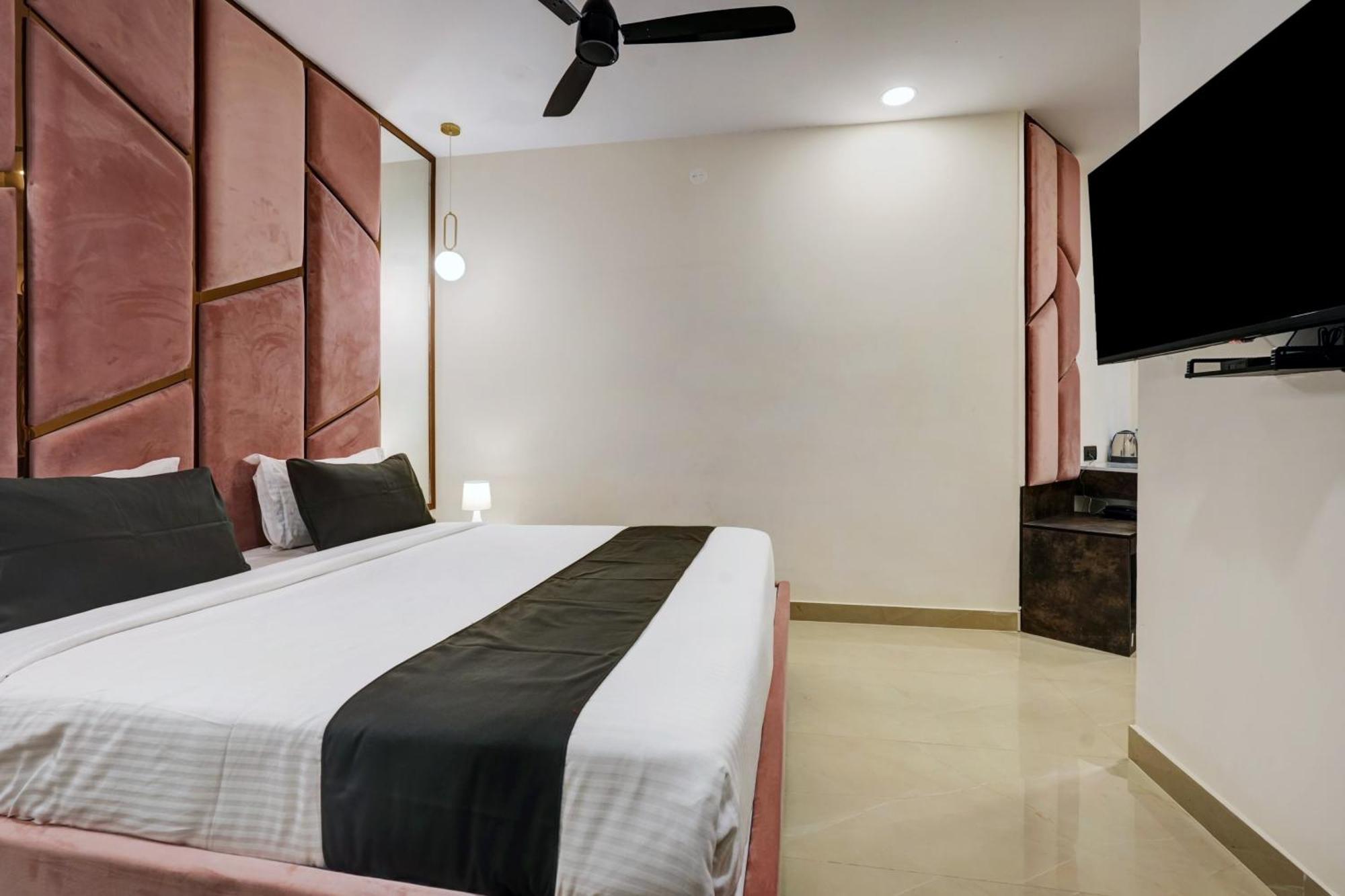 Astra Hotels & Suites - Koramangala Bengaluru Kültér fotó